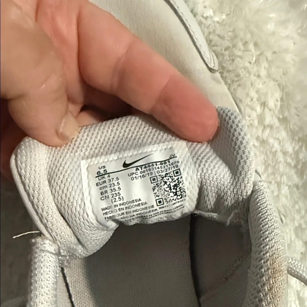 Nike Gray and Teal Women's Sneakers